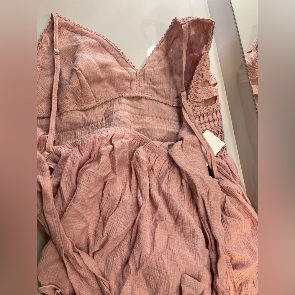 Pink Lace Ruffle Dress! - Picture 4 of 5